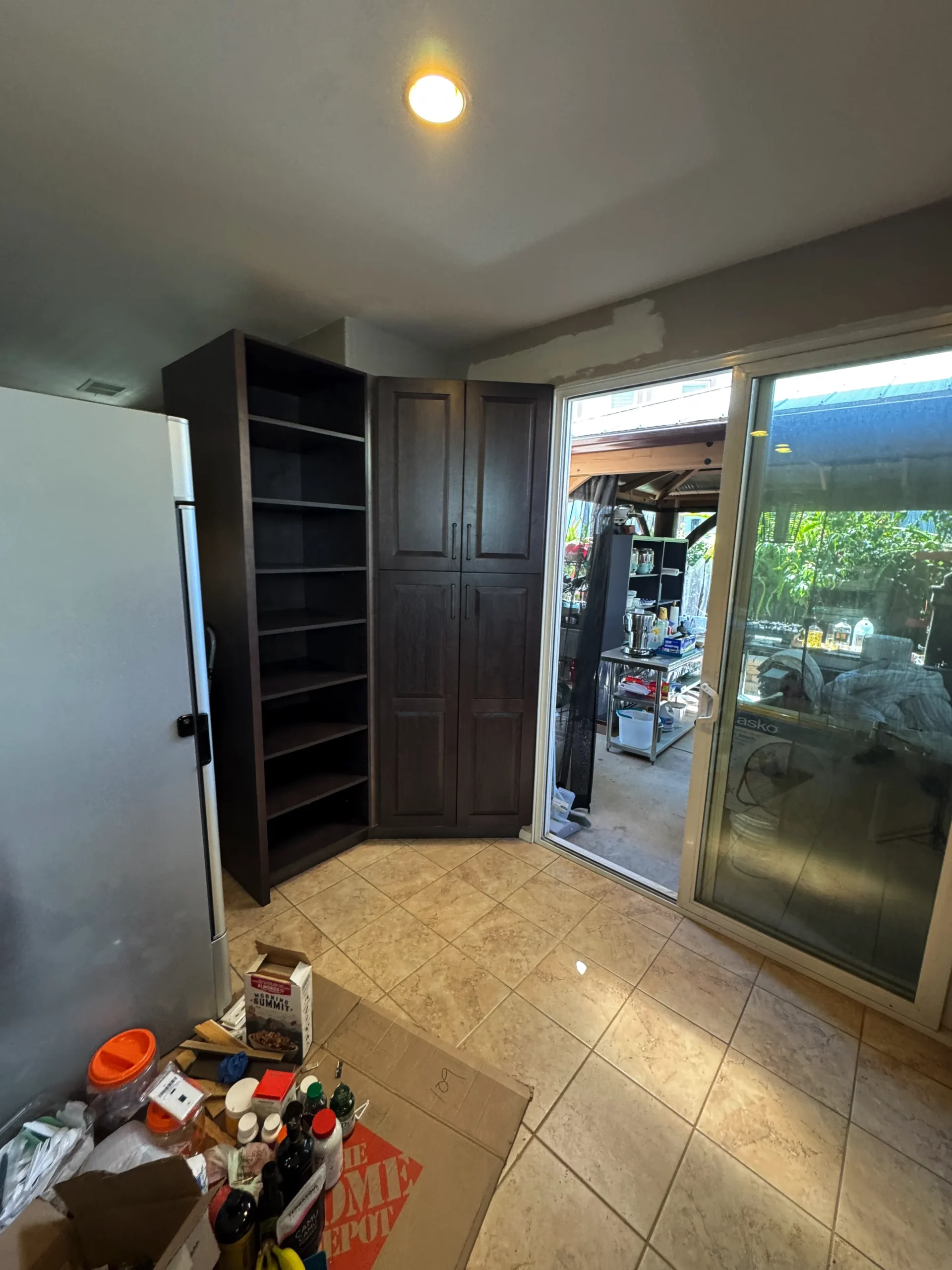 gourmet kitchen with double ovens and installed cabinets in San Marcos