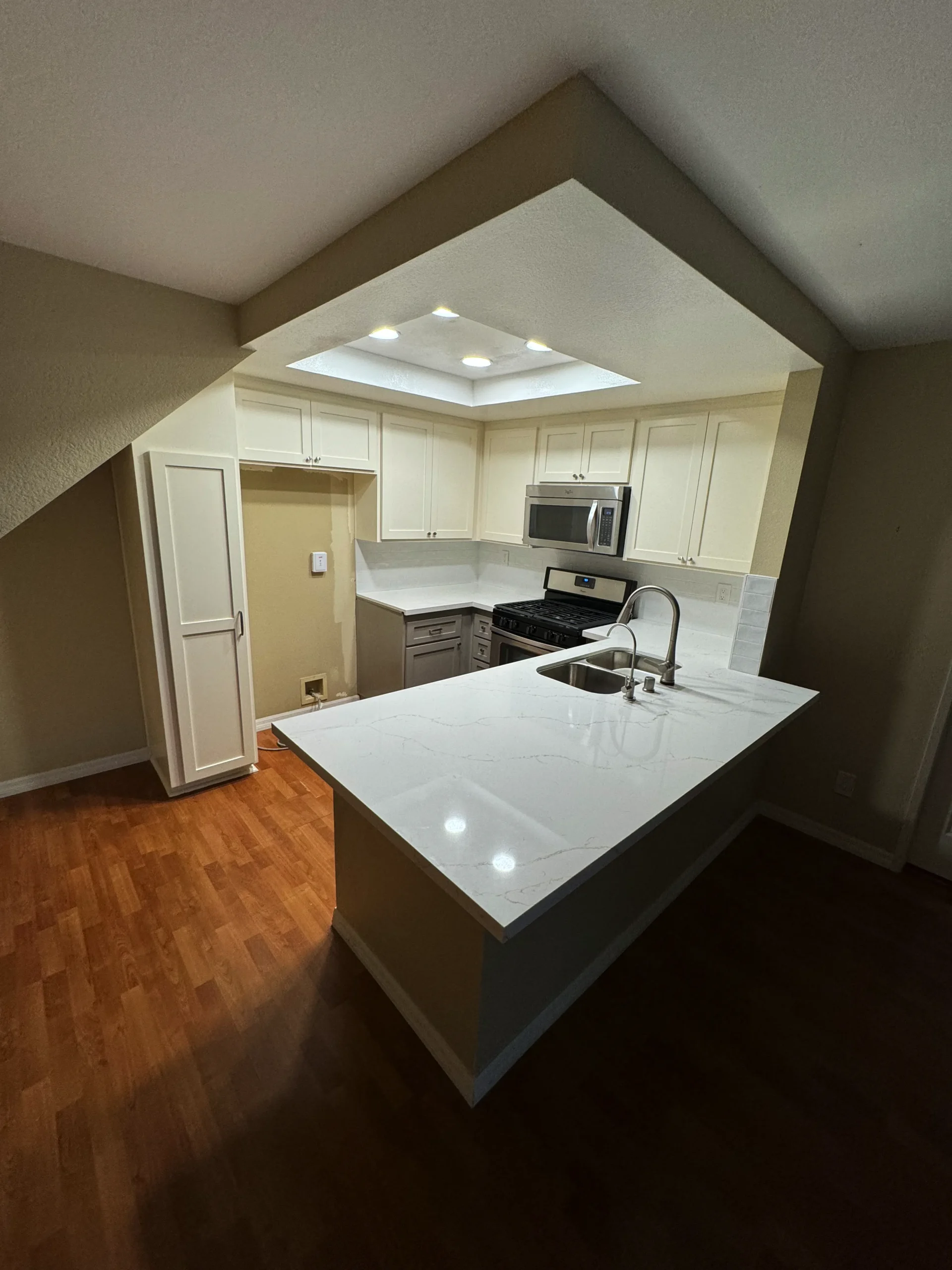 refinishing and refacing kitchen cabinets in Mira Mesa