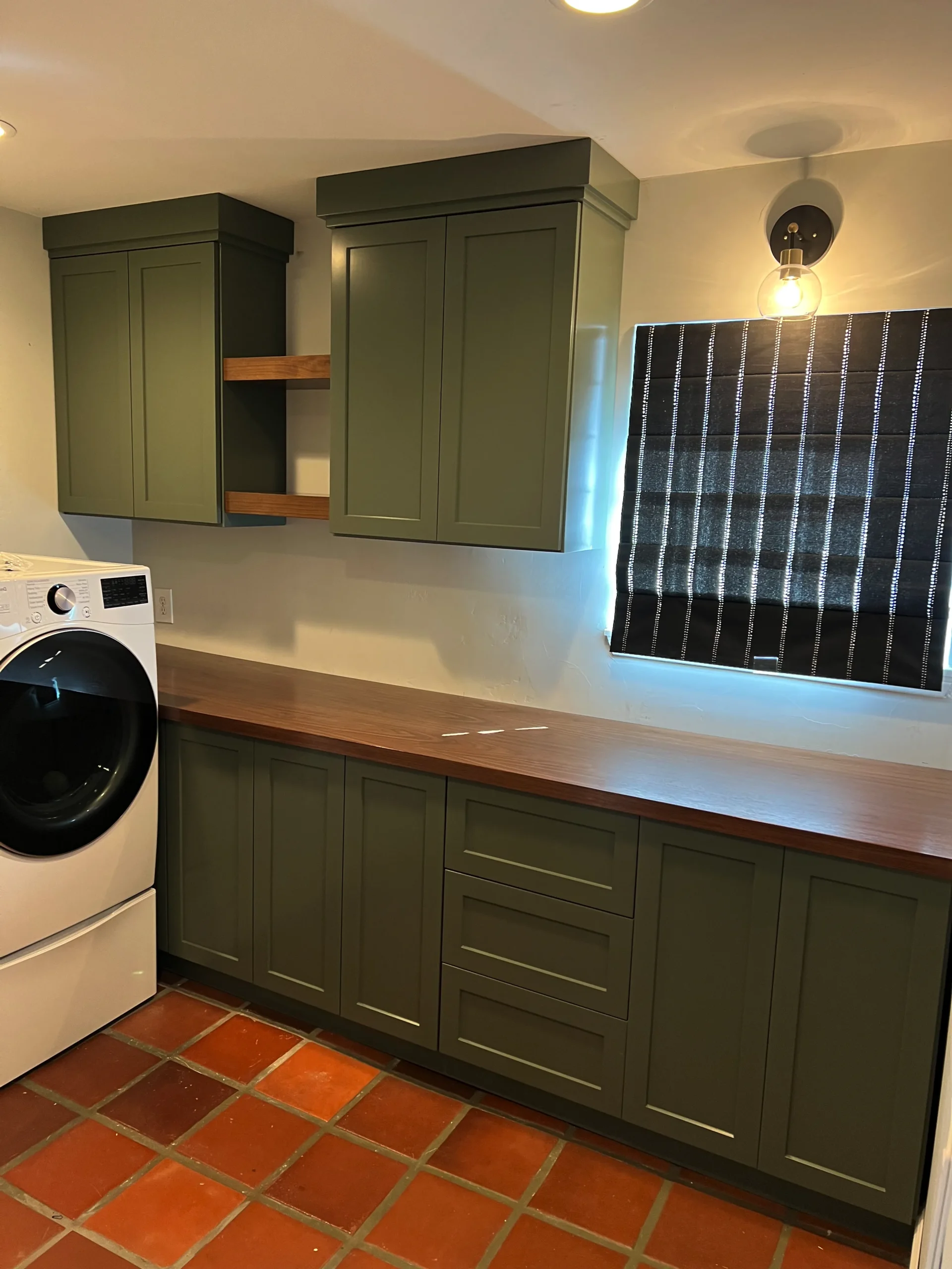 custom laundry room cabinets in Carlsbad