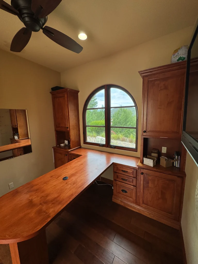 custom traditional home office in Escondido