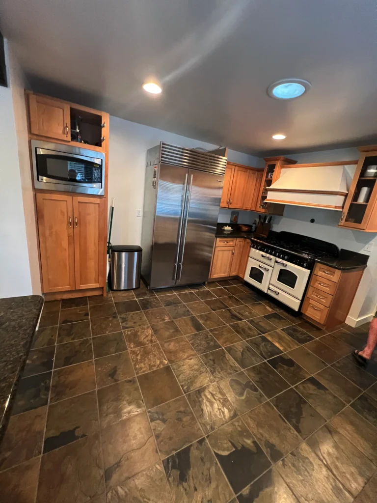 natural maple shaker style kitchen cabinets