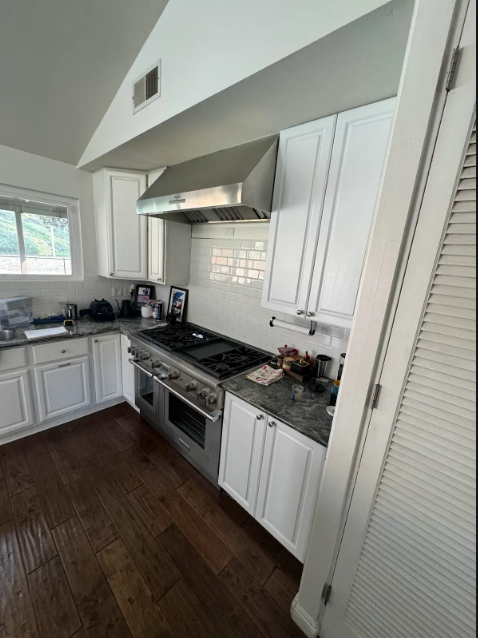 Crafting Custom Cabinetry with Excellence​
