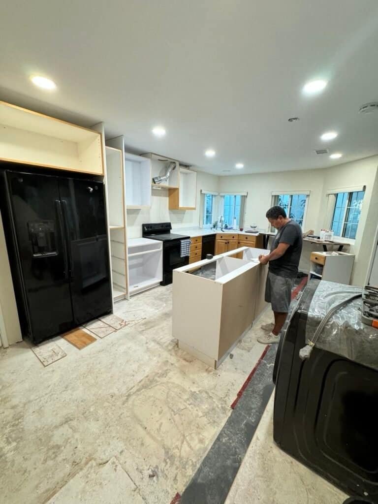 Modern High-Gloss Custom Cabinet Remodel in La Jolla, CA
