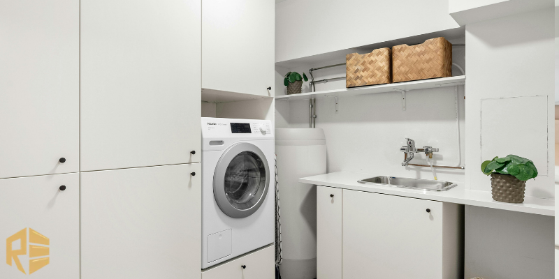 Choose Materials and Finishes for Everyday Laundry Room Use